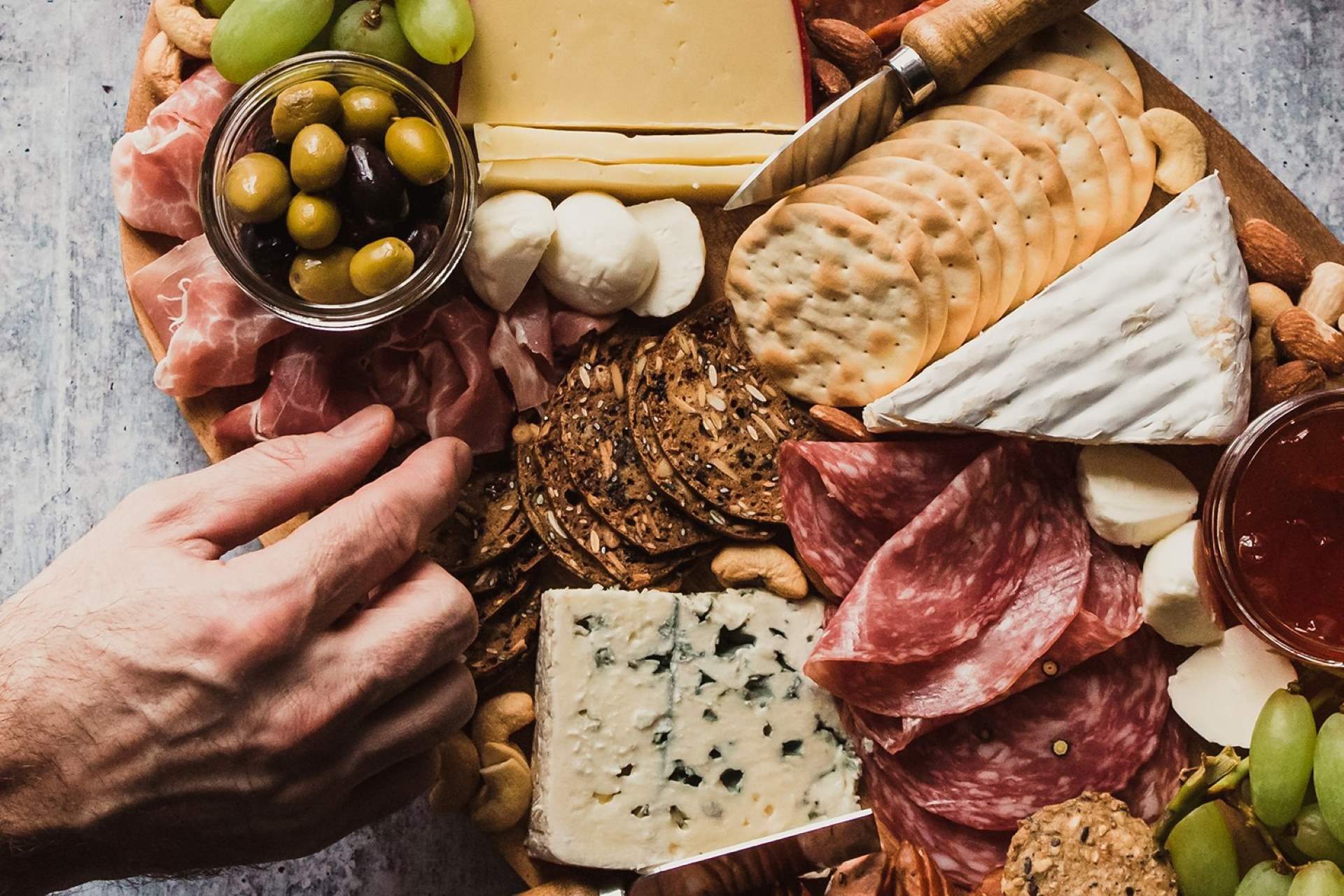 How to Build The Perfect Charcuterie Board For Your Next Party