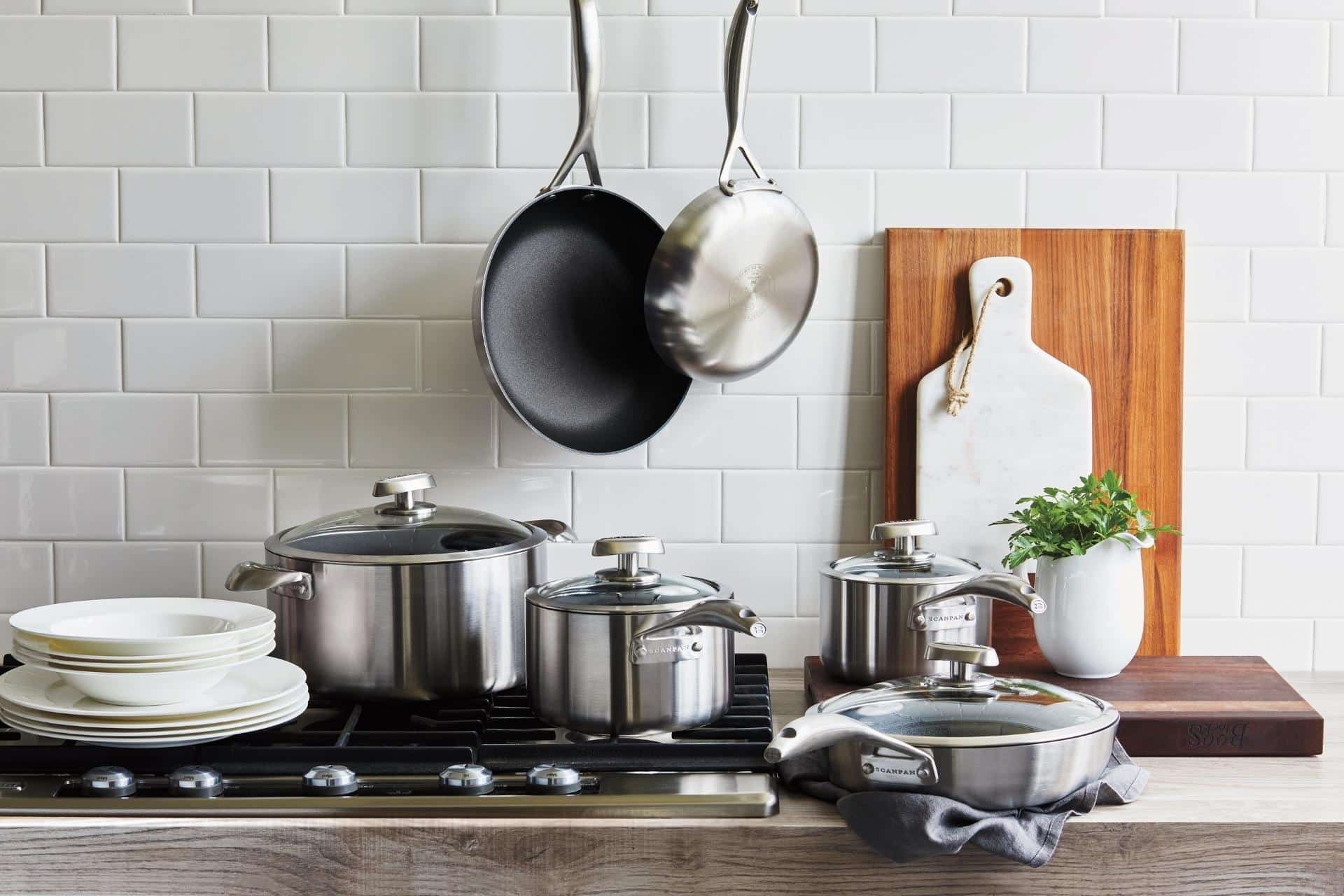 Gift Guide: The Best Gifts for the Home Cook 