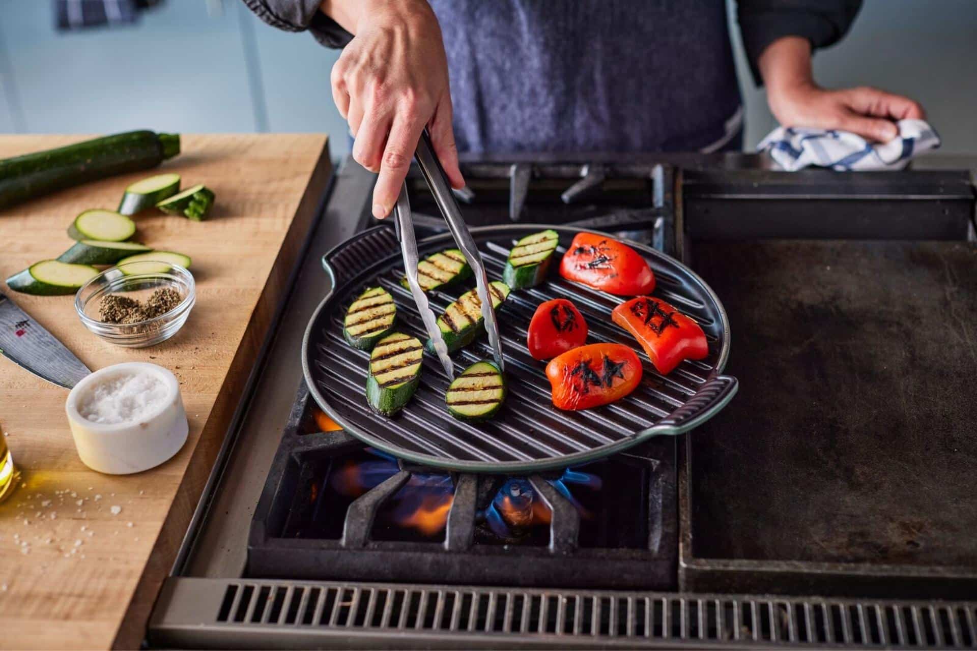 5 Reasons Why You Should Buy a Stovetop Grill Pan