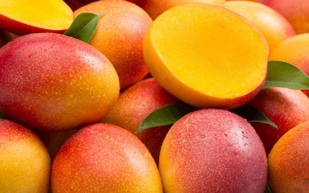 How To Cut and Serve Mango Like A Pro