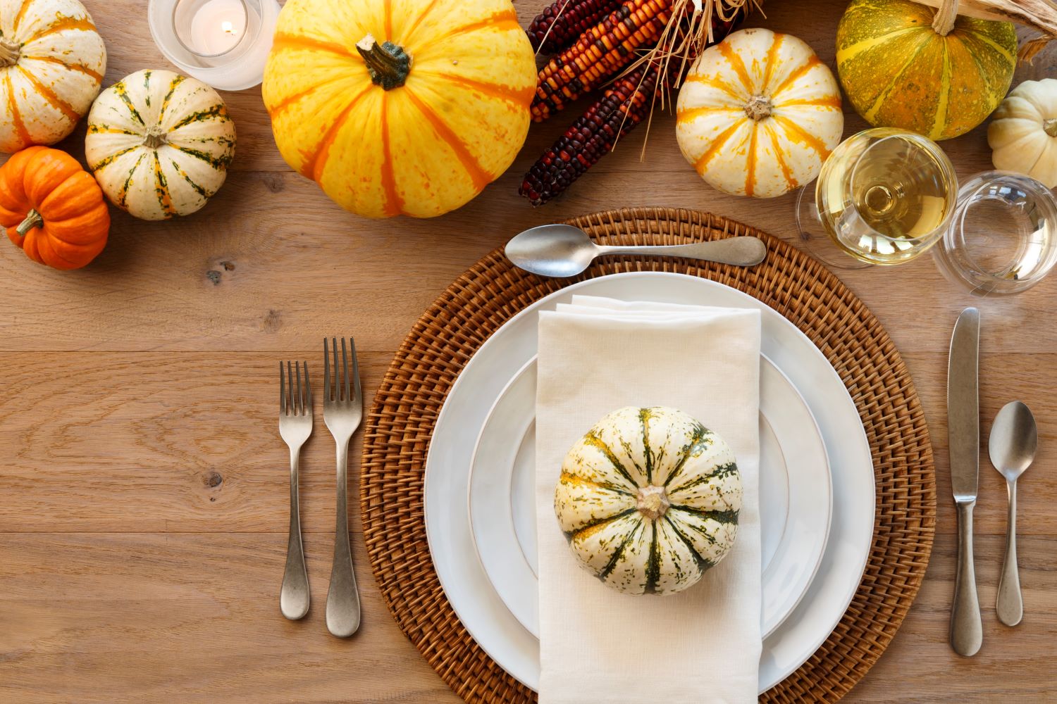 How to set your Thanksgiving table