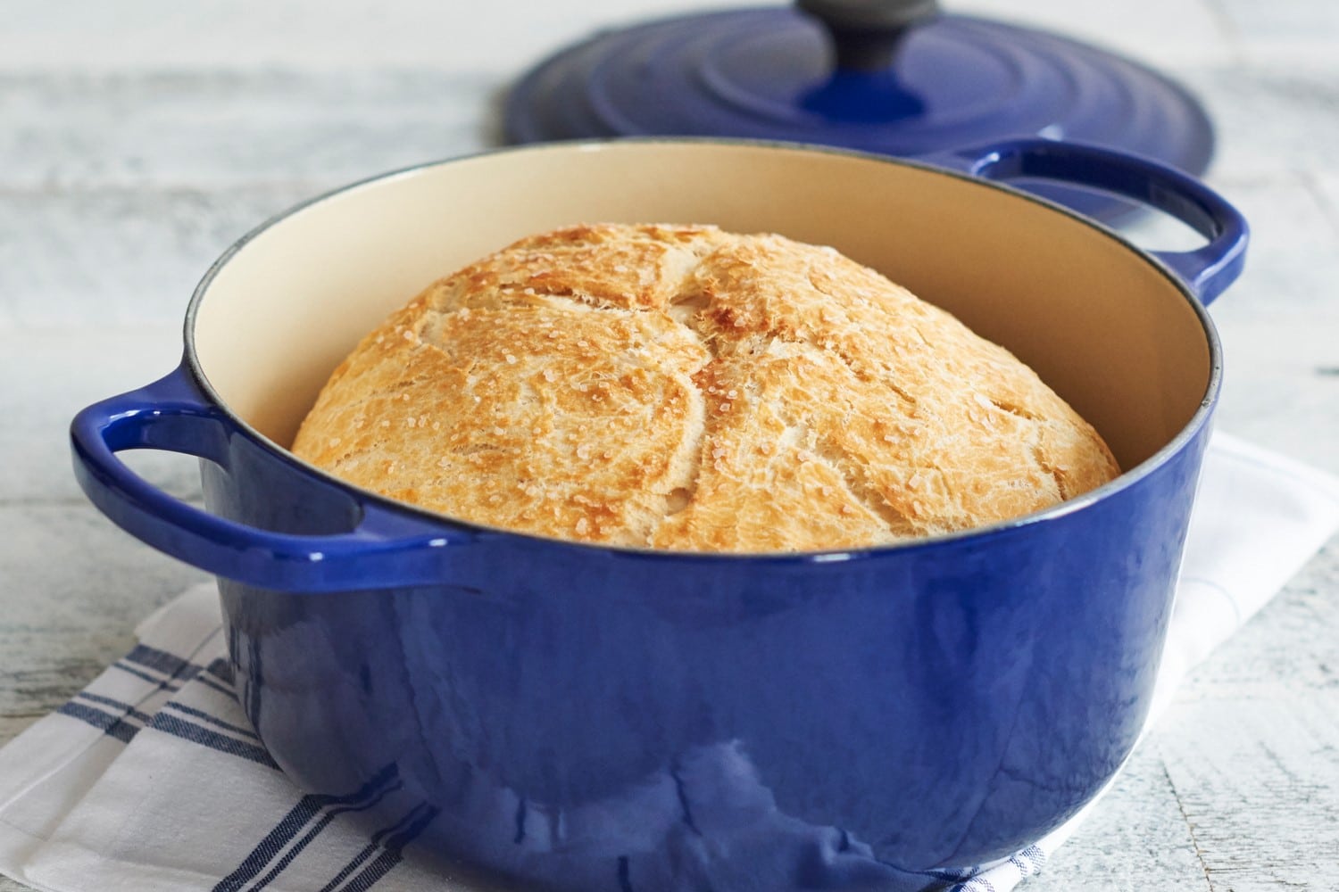 how to make dutch oven bread