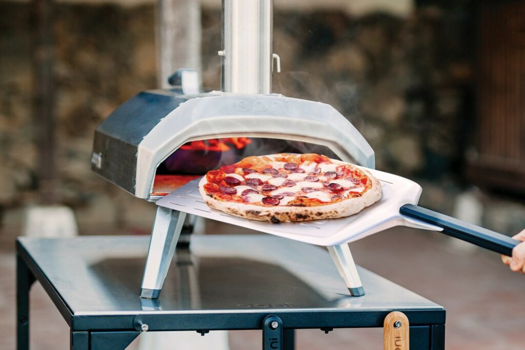 things to cook in an outdoor pizza oven