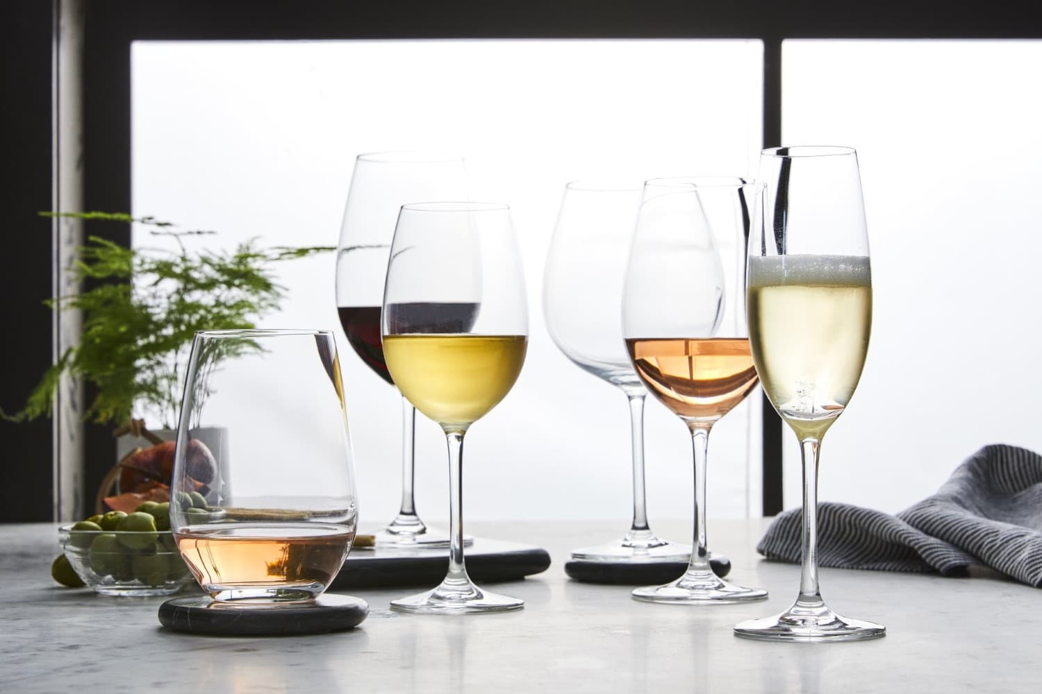 how to choose the right wine glass