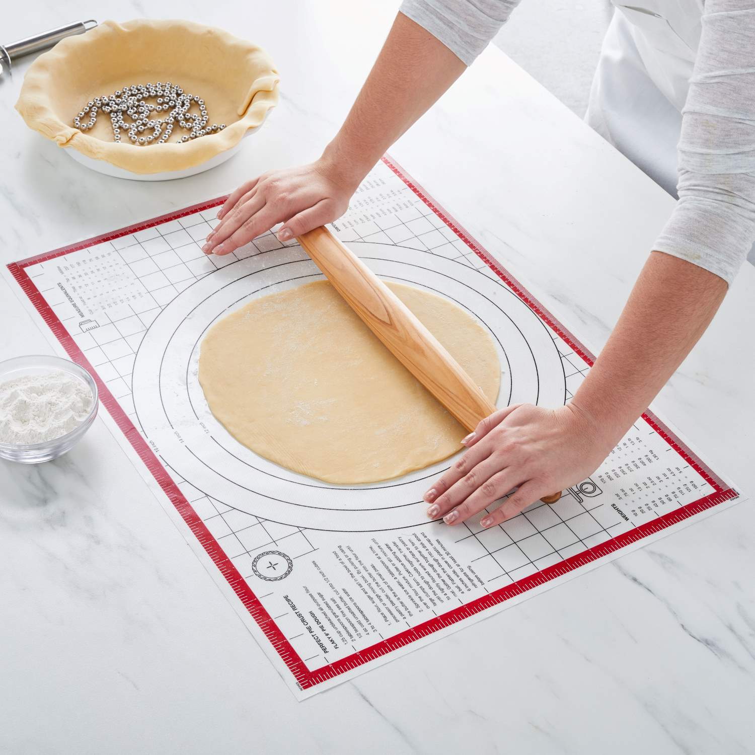 2023 sur la table holiday gift guide, gifts for bakers, silicone pastry mats
