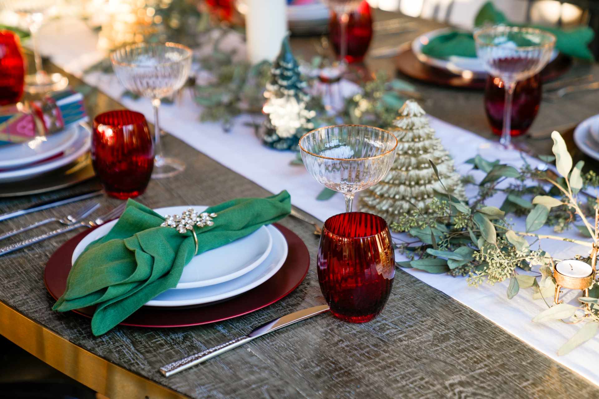11 Christmas Dinner Traditions From Around the World (+11 Inspired Recipes to Try!)