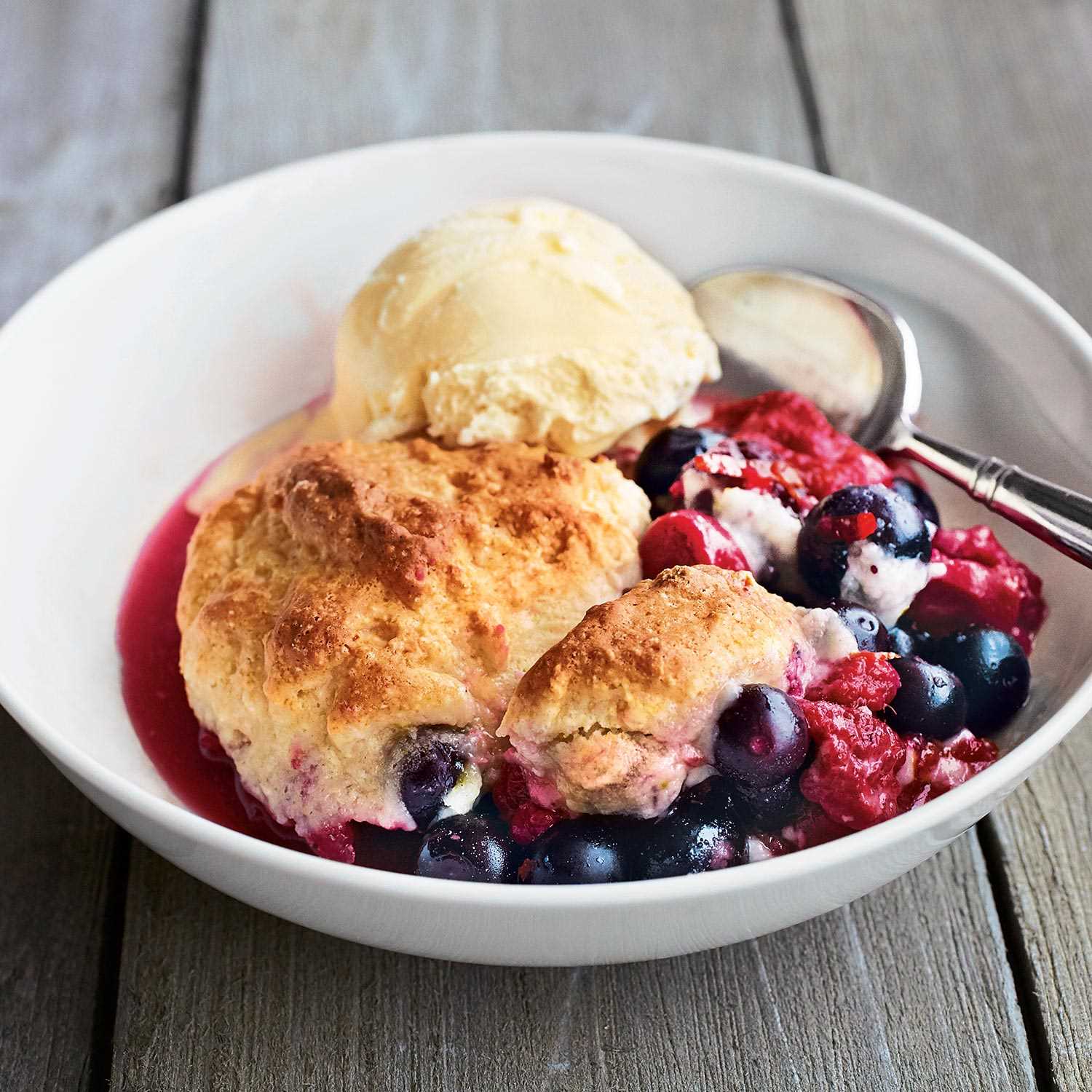 summer dessert recipes, berry cobbler recipe