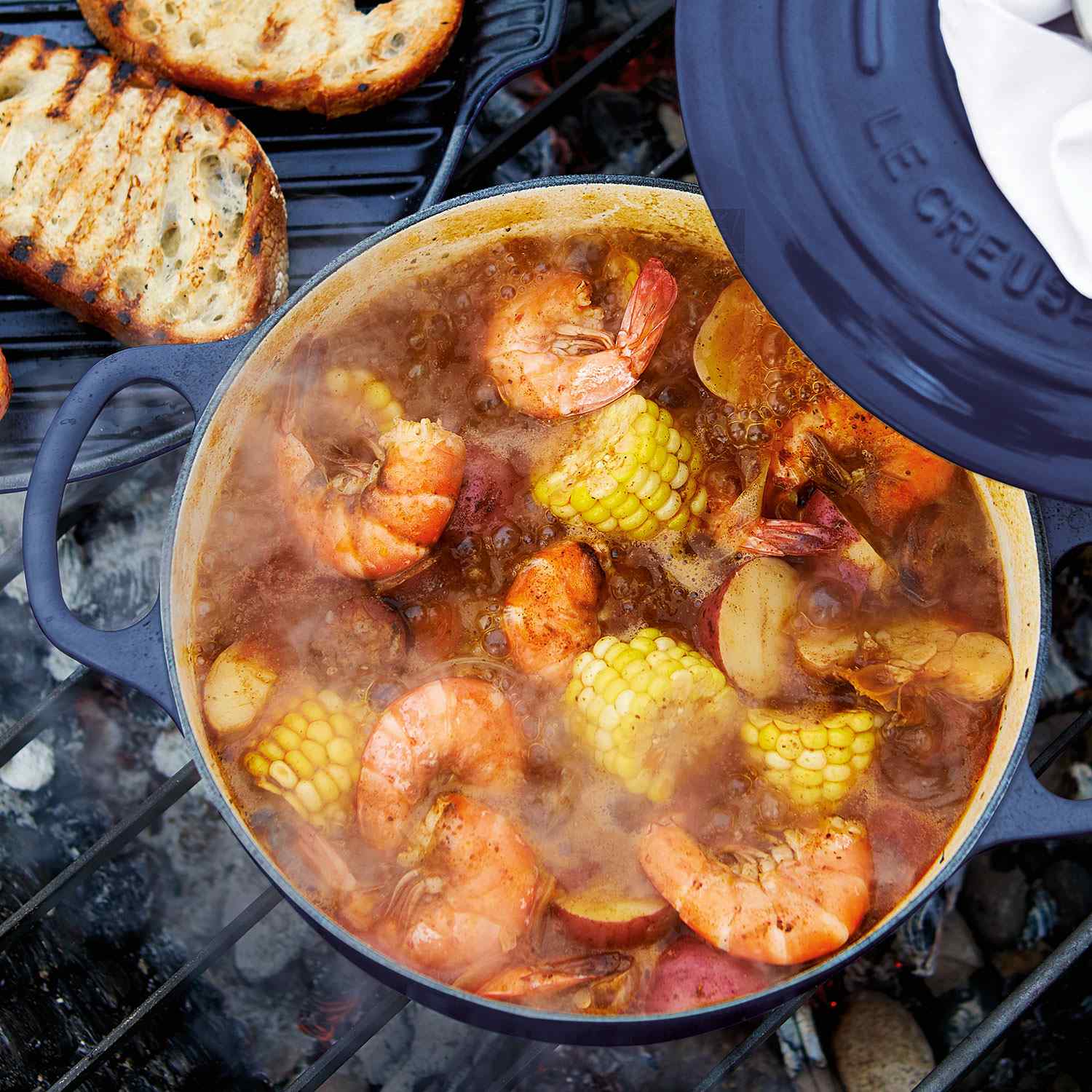 summer recipes, recipes for summer, shrimp boil, how to throw a seafood boil