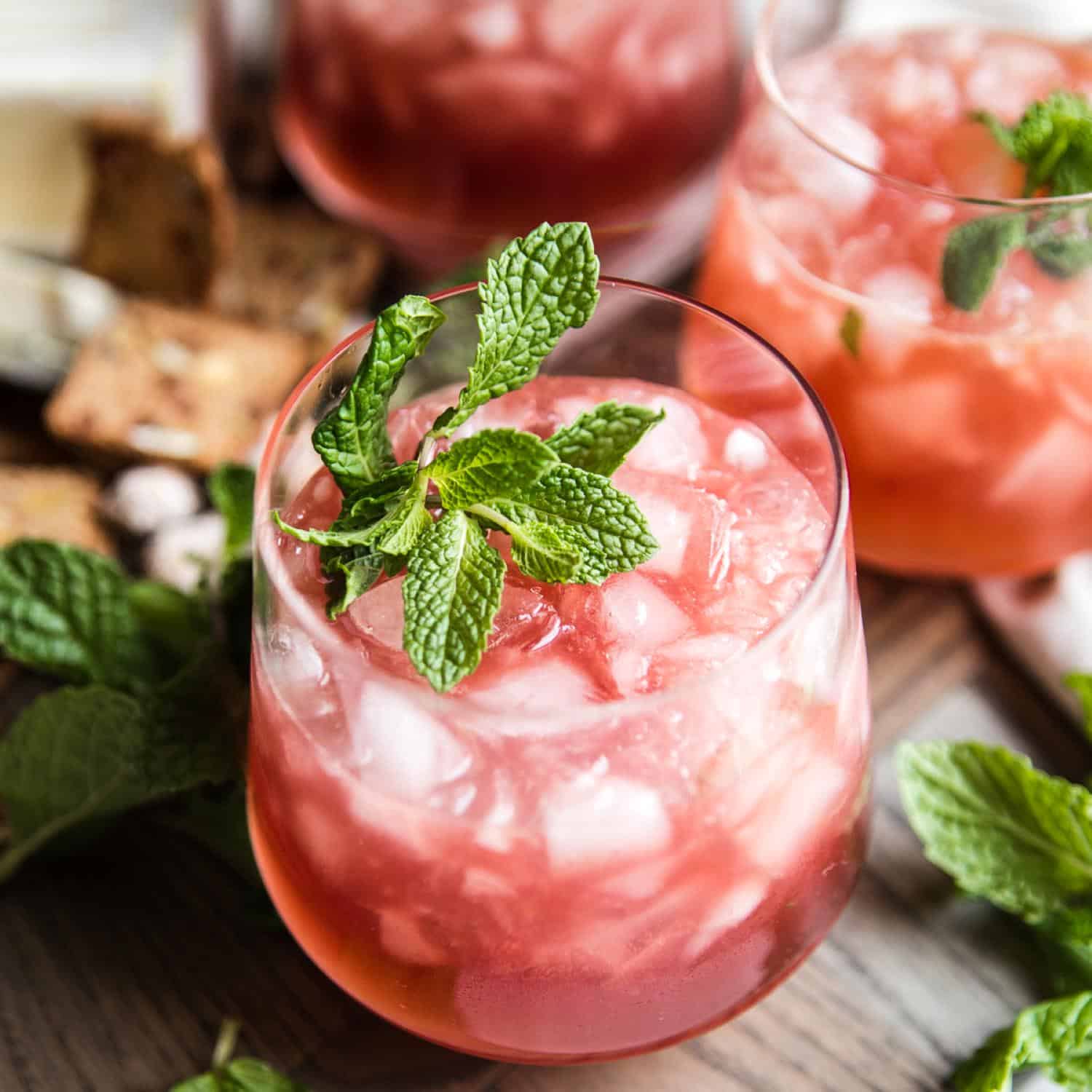 sangria, sangria recipe, summer cocktails, best summer cocktails, summer cocktail recipes