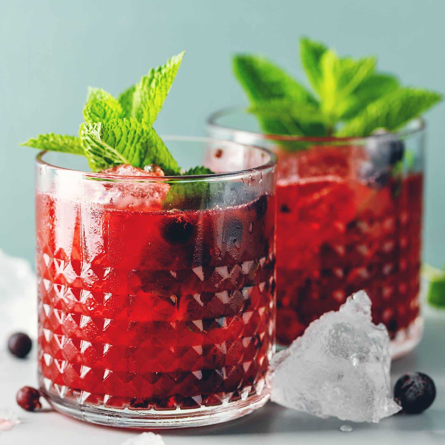 sangria, sangria recipe, summer cocktails, best summer cocktails, summer cocktail recipes