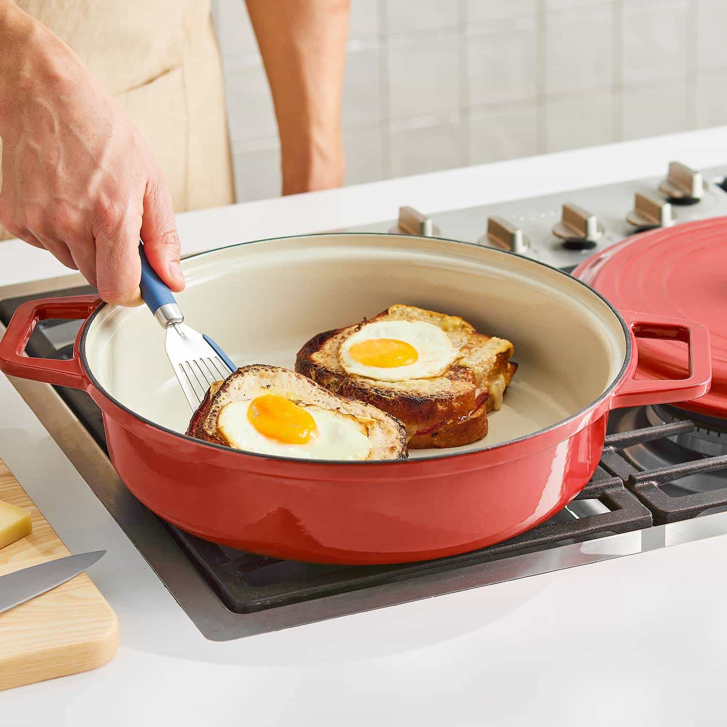 benefits of cast iron pots and pans, benefits of cast iron skillet, benefits of cast iron cookware, benefits of cast iron cooking, pros of cast iron, why use a cast iron skillet