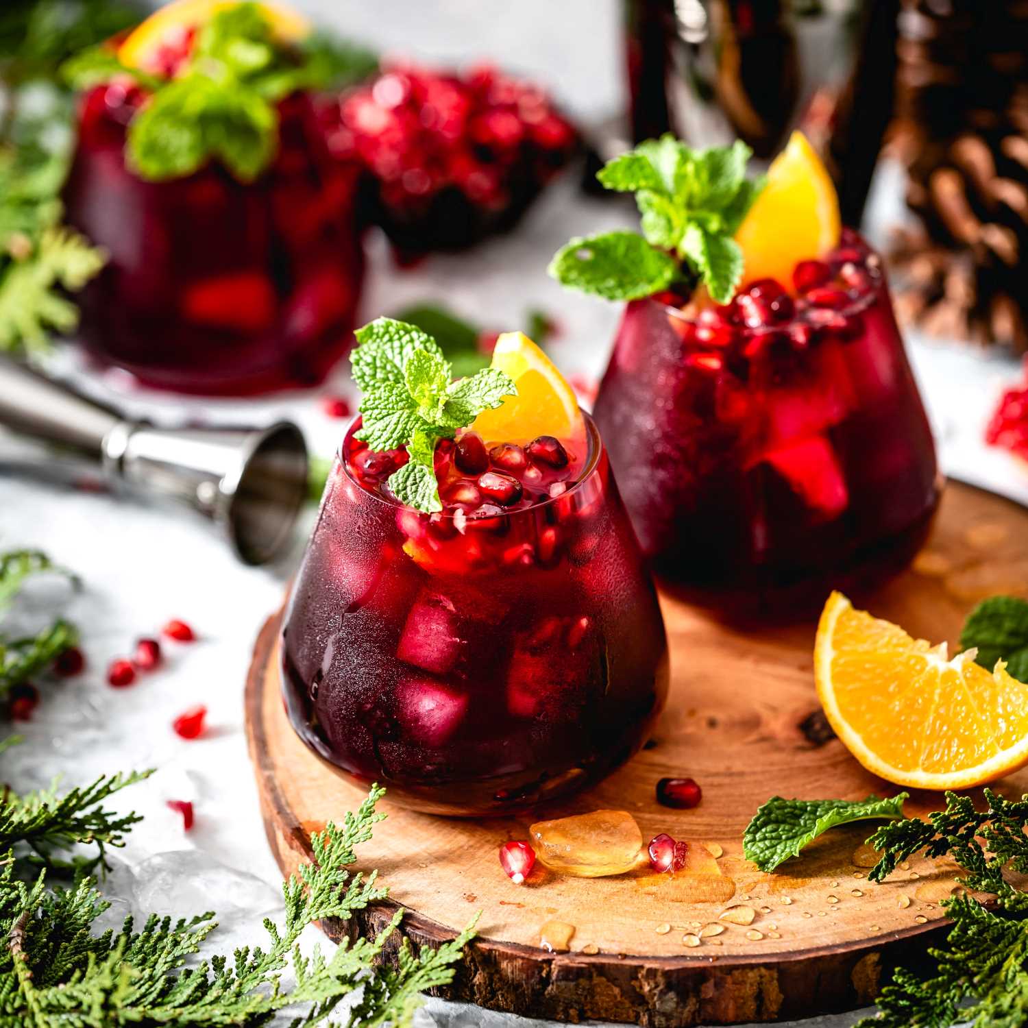 holiday cocktail recipe, best holiday cocktail recipes, holiday mocktails, holiday mocktail recipes, mocktails for the holidays, holiday cocktails, easy holiday cocktails