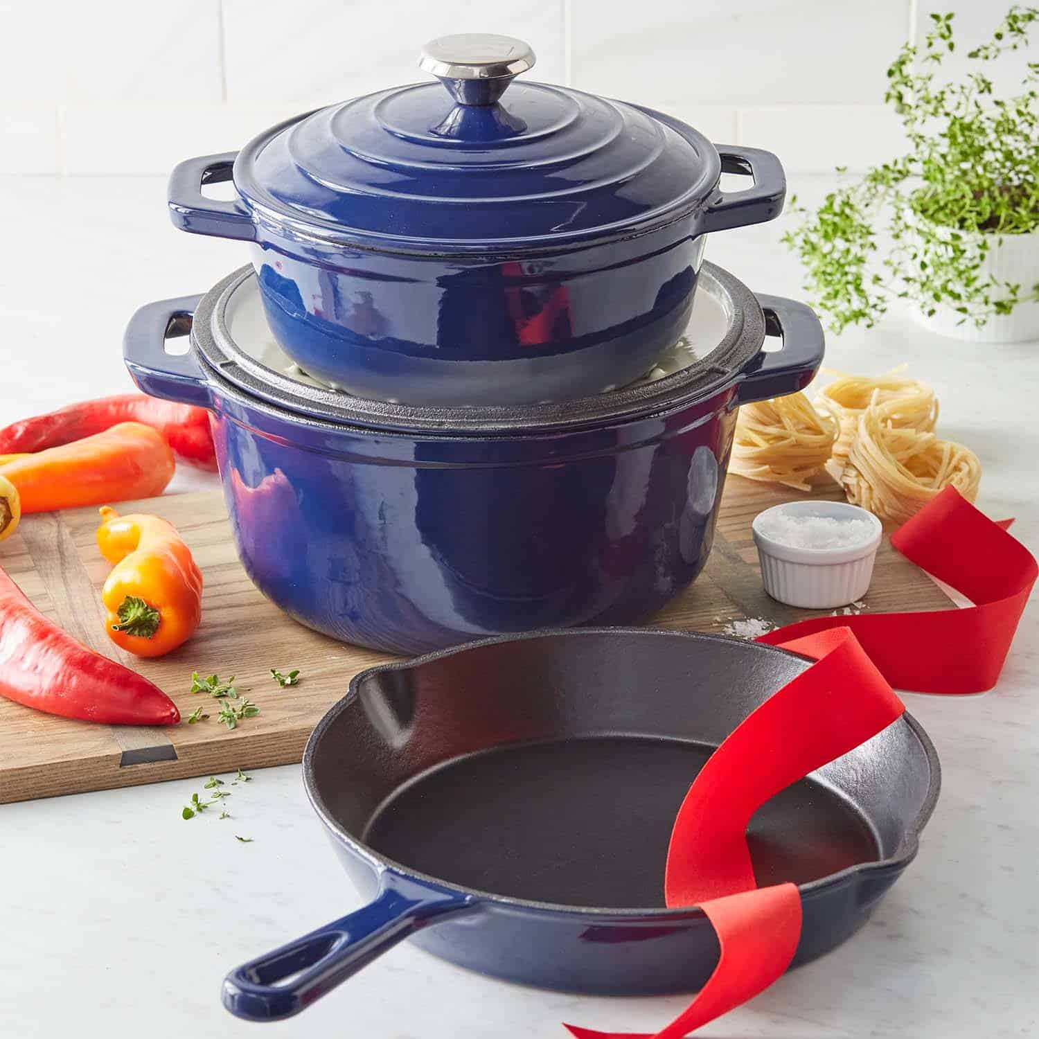 le Creuset, sur la table, staub, staub cookware, emile henry, emile henry cookware, staub cast iron, green pan cookware