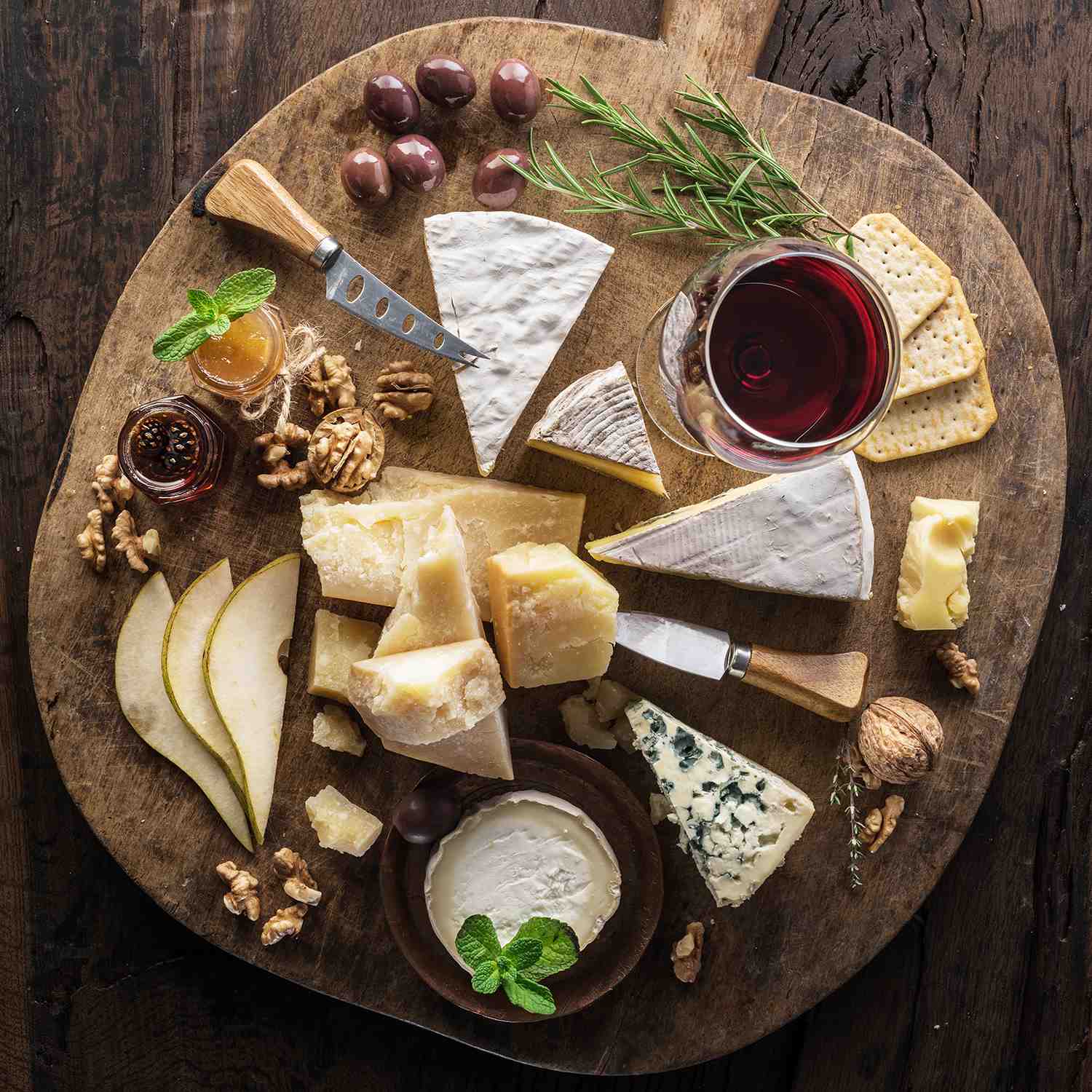 charcuterie board, charcuterie board ideas, easy appetizers, party foods, meat and cheese board