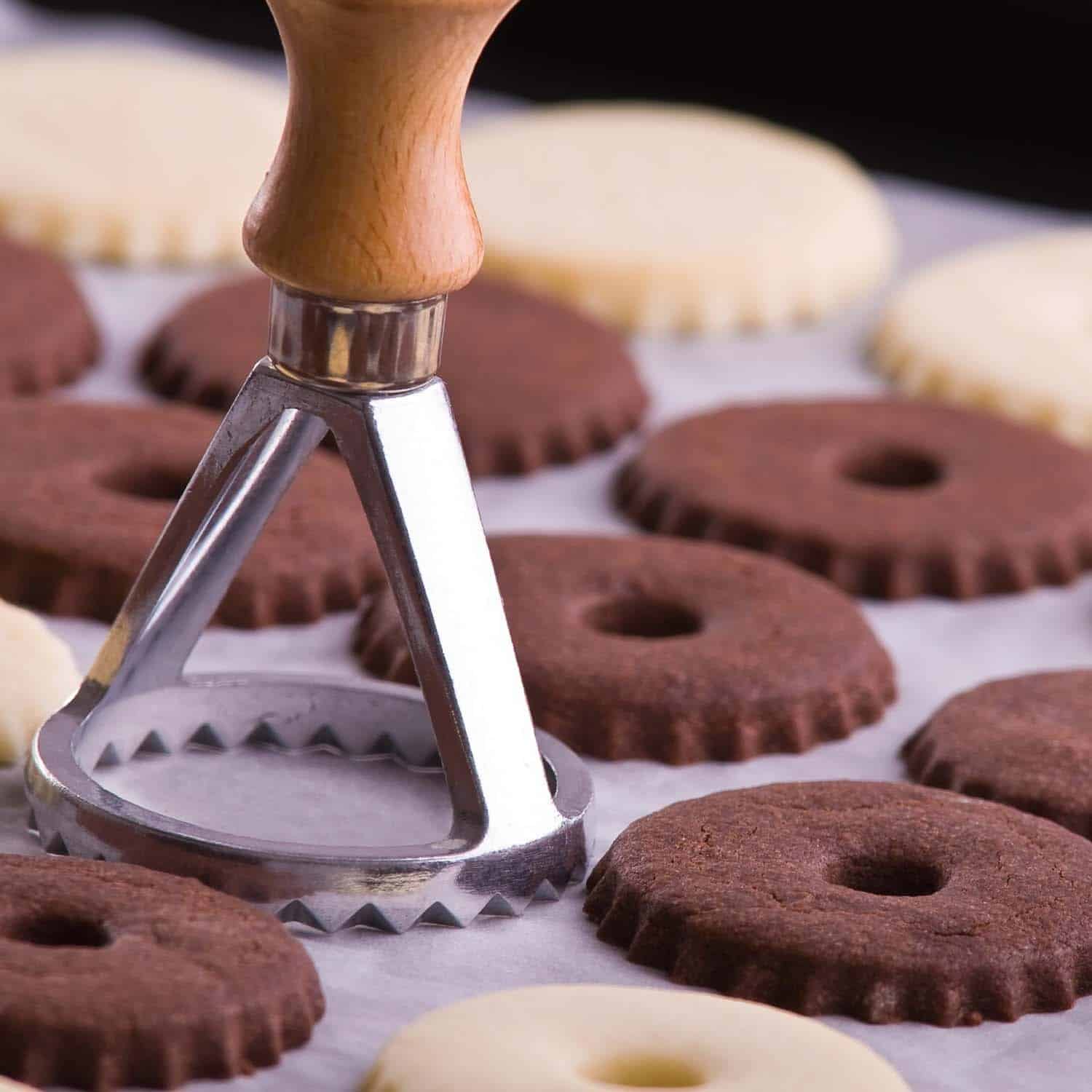 valentine's dessert ideas, chocolate recipes, recipes chocolate lava cake, chocolate recipe truffles, chocolate desserts easy