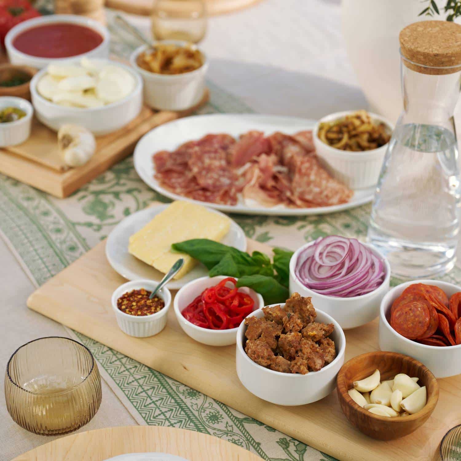 summer entertaining ideas, summer hosting tips, how to host a summer dinner party, al fresco entertaining guide, summer party food ideas, what to cook in summer