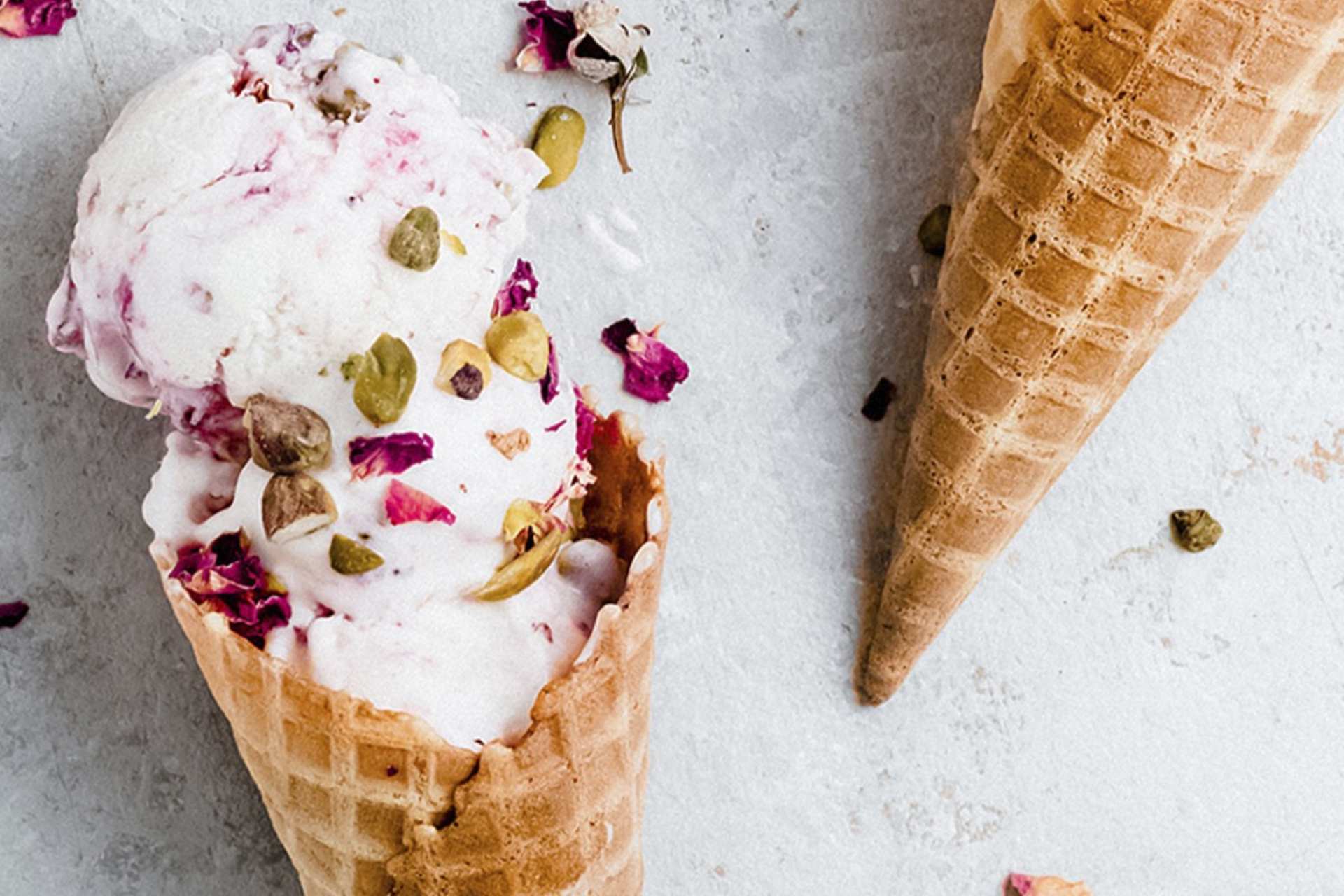 5 Homemade Ice Cream Recipes Inspired by Spring