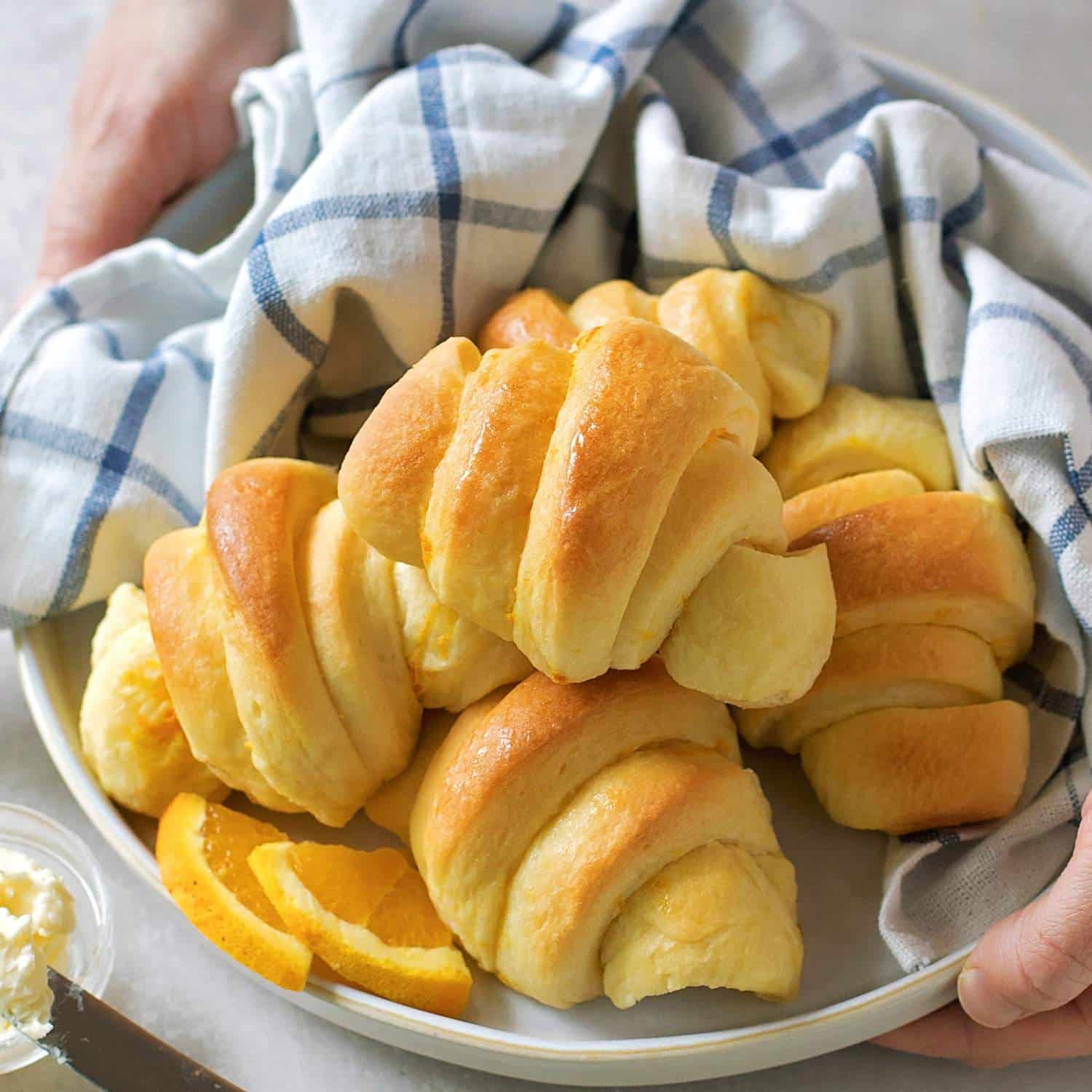 easy bread recipes, focaccia recipe, no-knead bread for summer, light bread recipes, lemon herb bread, spring bread baking ideas